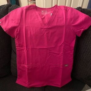 Hot pink Figs Scrub top and joggers (high waisted) brand new with tags!
